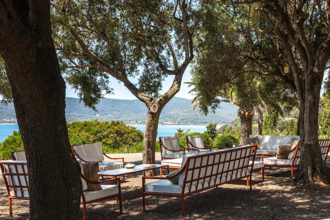 Villa Talamo フォンテブランダ エクステリア 写真